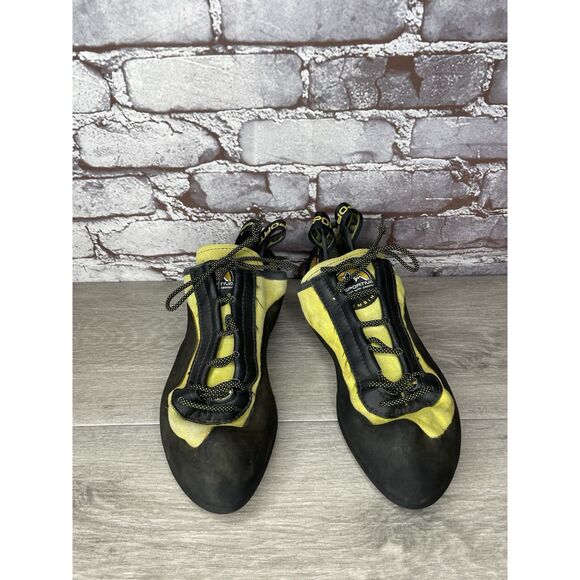 La Sportiva Vibram Miura Black Synthetic Yellow Climbing Shoes Men 10.5M US/43.5 - Picture 16 of 16